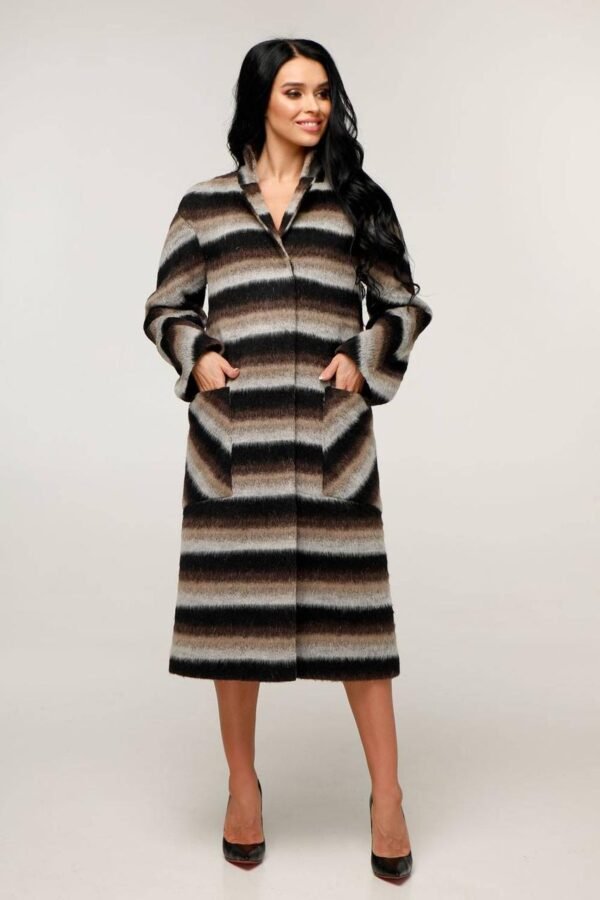 Вовняне осіннє пальто в смужку