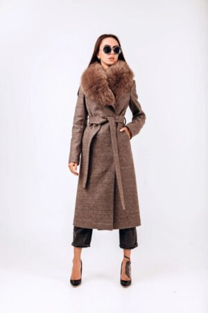 Зимове тепле довге жіноче пальто з хутром