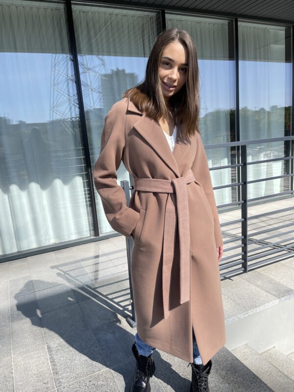 Зимове якісне довге жіноче пальто з поясом