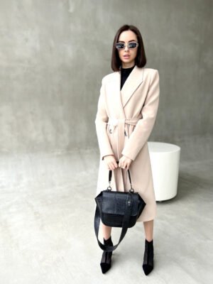 Брендове довге зимове тепле кашемірове пальто жіноче молочного кольору 42