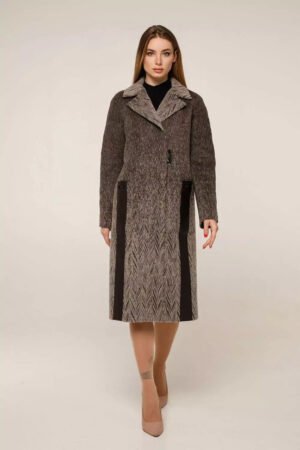 Класичне строге жіноче пальто