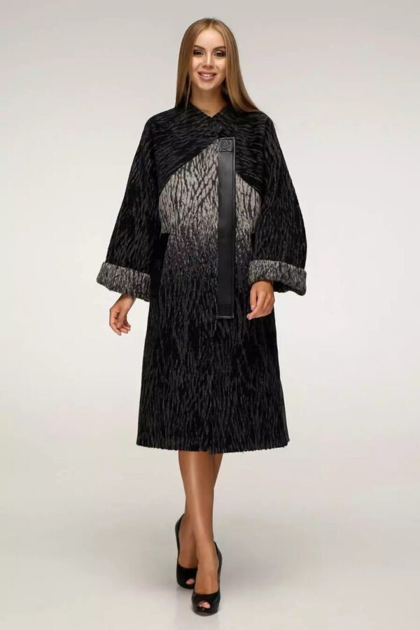 Модне жіноче пальто демісезонне