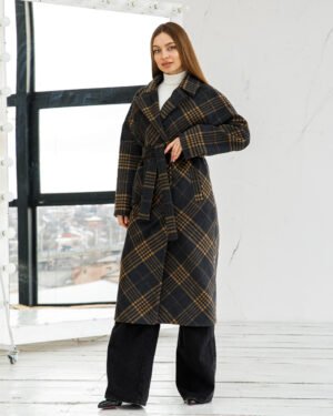 Пальто жіноче демісезонне з англійським коміром