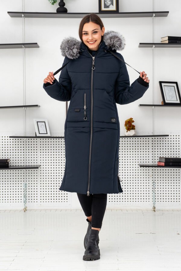 Тепле зимове жіноче пальто на тинсулейті чорнобурка FINLAND. 52