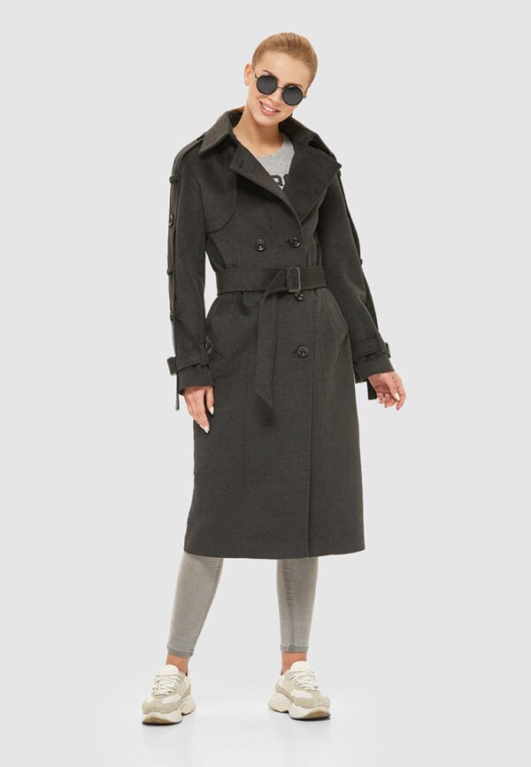 Шикарне якісне демісезонне пальто з патами 44