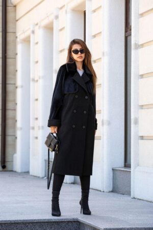 Чорне довге жіноче зимове кашемірове двобортне пальто з поясом