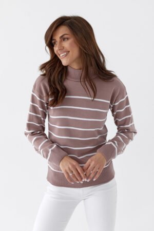 Жіночий светр трикотажний в смужку. Модель 216 фрез