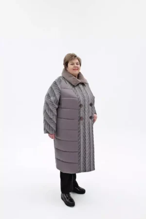 Тепле зимове жіноче пальто з мутоновим коміром, великі розміри 58