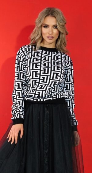 Стильний светр (42-44)