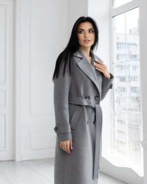 Жіноче кашемірове класичне демісезонне друбортне пальто сірого кольору з пелериною патами, шліцом, поясом