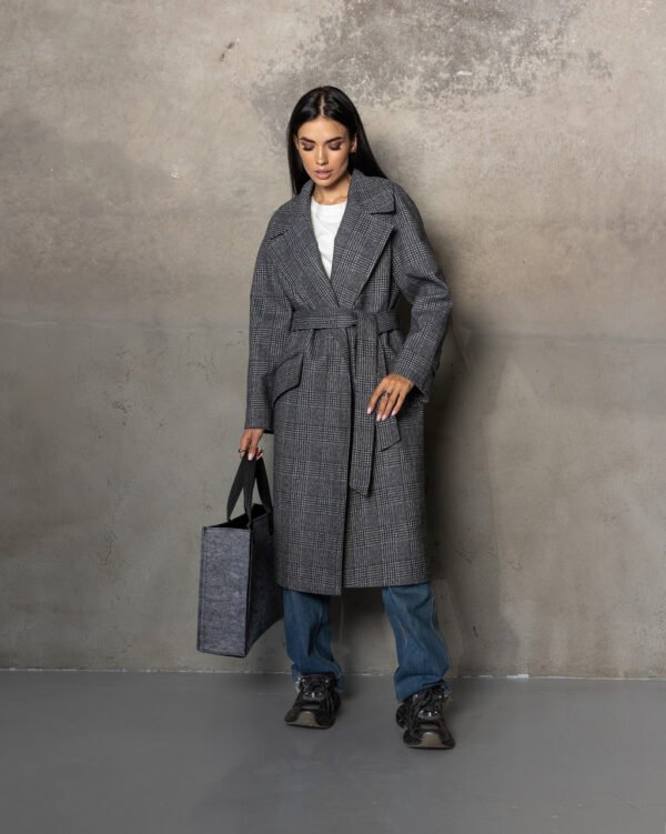 Жіноче демісезонне актуальне зручне вовняне довге пальто з поясом, актуальне та зручне