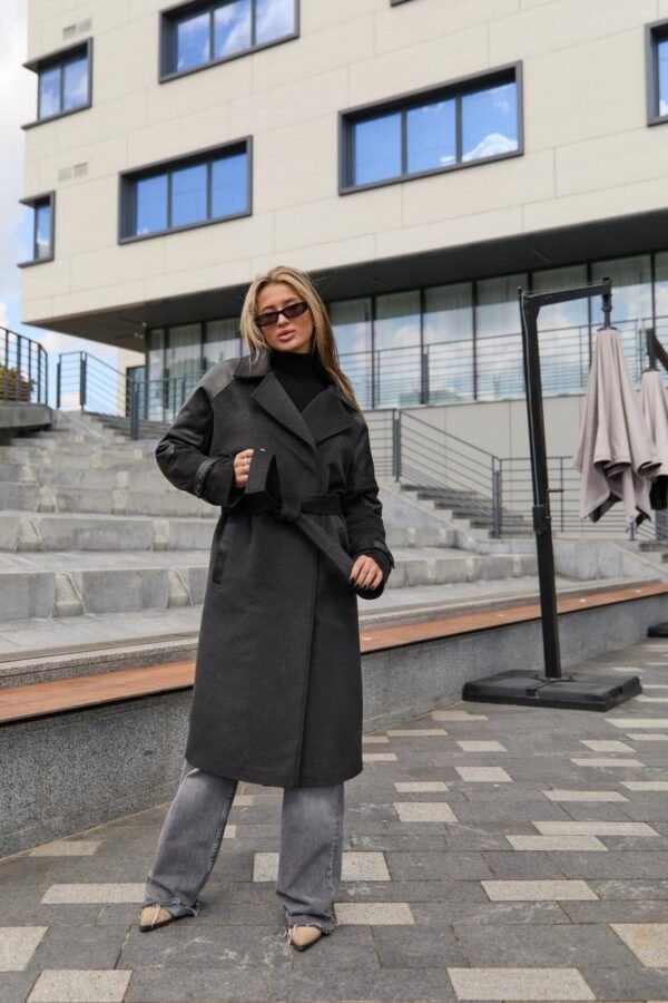 Демісезонне жіноче комбіноване утеплене довге пальто 52