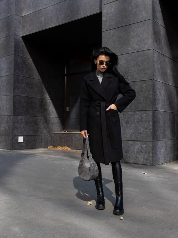 Зимове чорне кашемірове тепле двобортне жіноче утеплене пальто 42