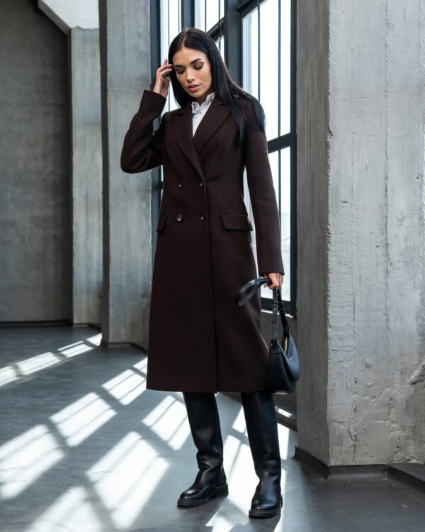 Зимове жіноче класичне пальто шоколадного кольору з італійського кашеміру